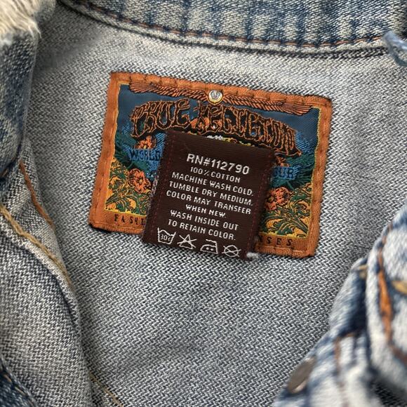 True Religion Women’s Vintage Distressed Medium Wash Denim Jean Jacket Size M - Picture 3 of 12